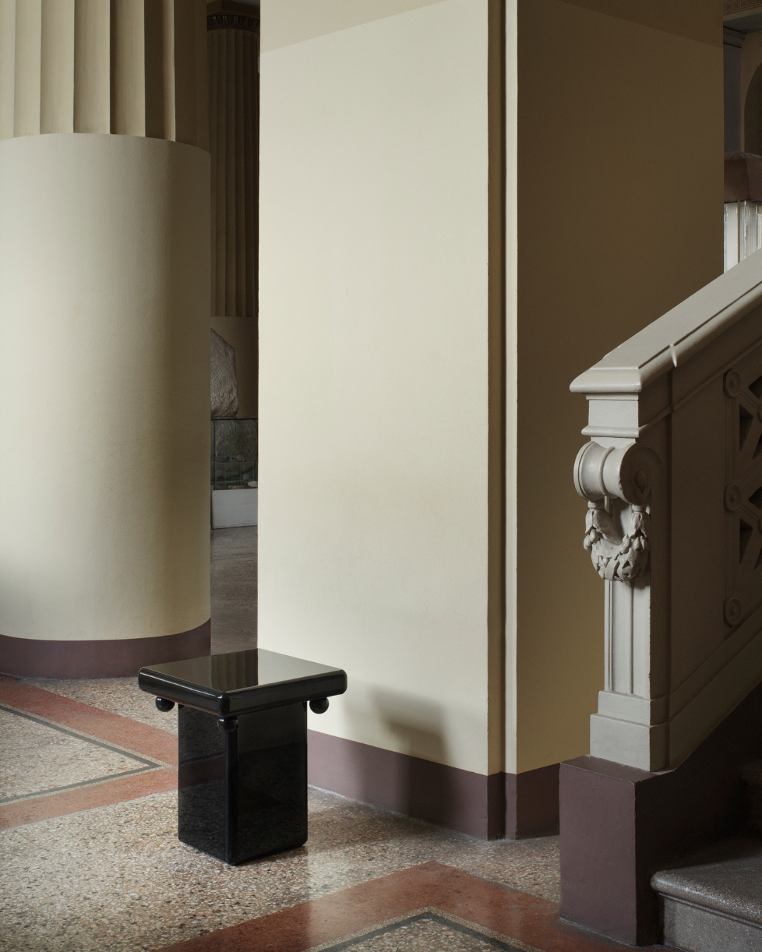 Column Stool